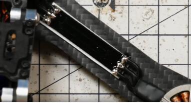 WHITENOISEFPV X TBS レースワイヤー 6本 - Drone Battery Strap のレビューと価格